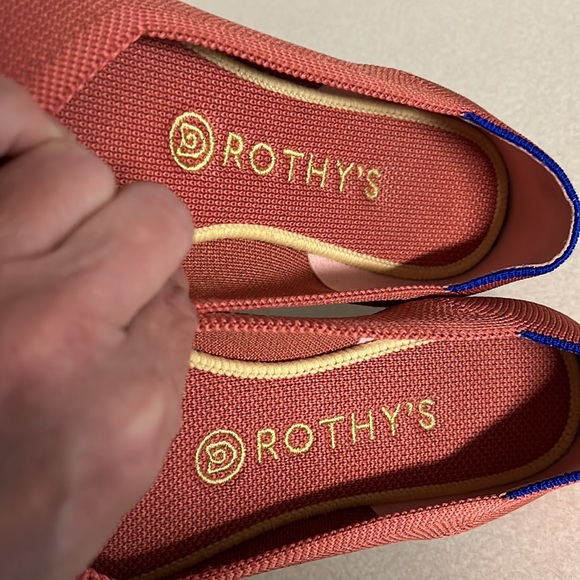 Rothy’s Discontinued color - “The Flat” salmon color - Picture 3 of 5